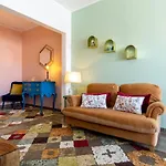 Stylish Apt In Saldanha Central Lisbon Living Лиссабон